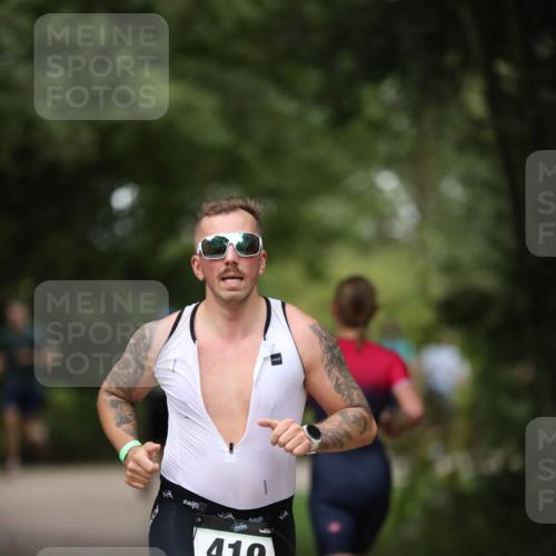 30.08.2026 - Elbe Triathlon Hamburg Antke Förster http://msf.ph/oto/10100495 30.08.2026 11:06:18 Laufen 419 meine-sportfotos.de