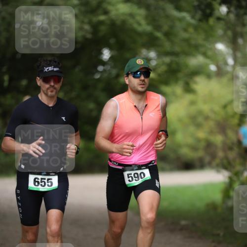 30.08.2026 - Elbe Triathlon Hamburg Antke Förster http://msf.ph/oto/10100525 30.08.2026 11:06:34 Laufen 655, 2, 590 meine-sportfotos.de