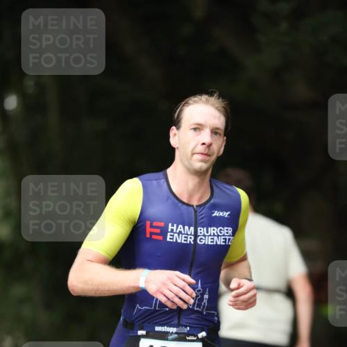 30.08.2026 - Elbe Triathlon Hamburg Antke Förster http://msf.ph/oto/10100541 30.08.2026 11:06:44 Laufen 1260 meine-sportfotos.de