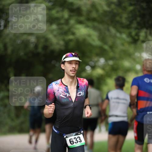 30.08.2026 - Elbe Triathlon Hamburg Antke Förster http://msf.ph/oto/10100549 30.08.2026 11:06:51 Laufen 633 meine-sportfotos.de