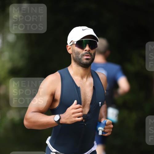 30.08.2026 - Elbe Triathlon Hamburg Antke Förster http://msf.ph/oto/10100612 30.08.2026 11:07:30 Laufen 7, 569 meine-sportfotos.de