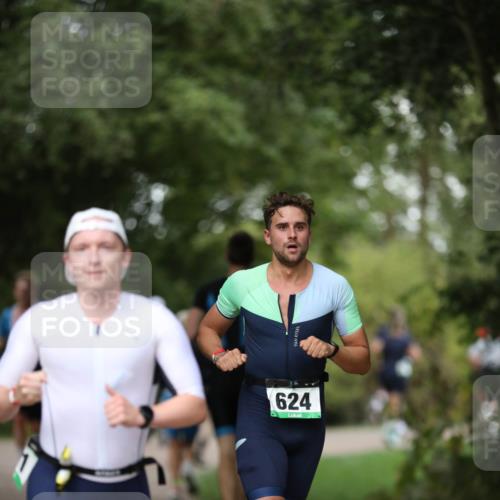 30.08.2026 - Elbe Triathlon Hamburg Antke Förster http://msf.ph/oto/10100618 30.08.2026 11:07:41 Laufen 624 meine-sportfotos.de
