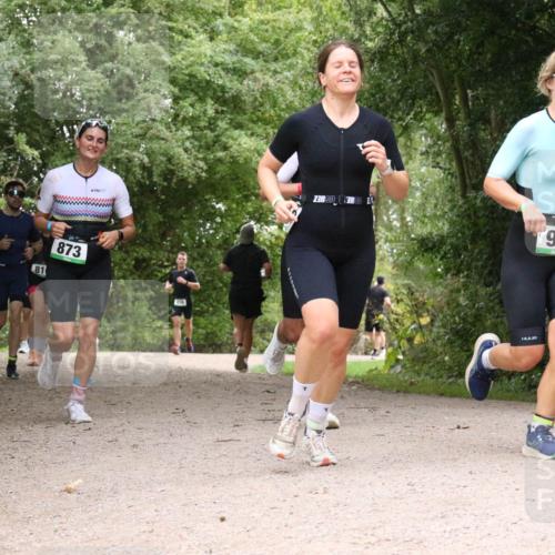 30.08.2026 - Elbe Triathlon Hamburg Antke Förster http://msf.ph/oto/10100805 30.08.2026 11:12:48 Laufen 81, 873, 911 meine-sportfotos.de
