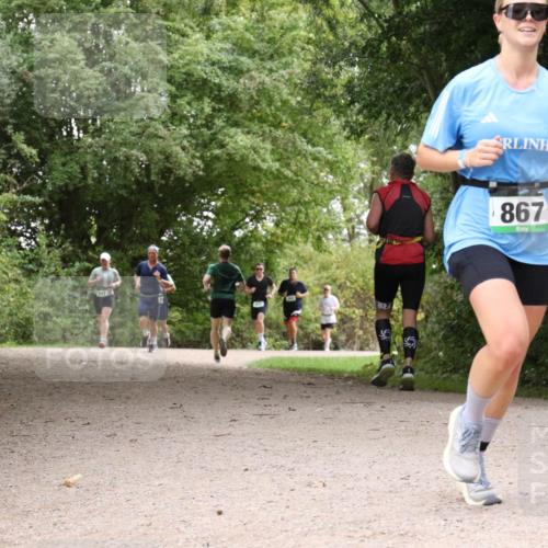 30.08.2026 - Elbe Triathlon Hamburg Antke Förster http://msf.ph/oto/10100841 30.08.2026 11:13:02 Laufen 447, 867 meine-sportfotos.de