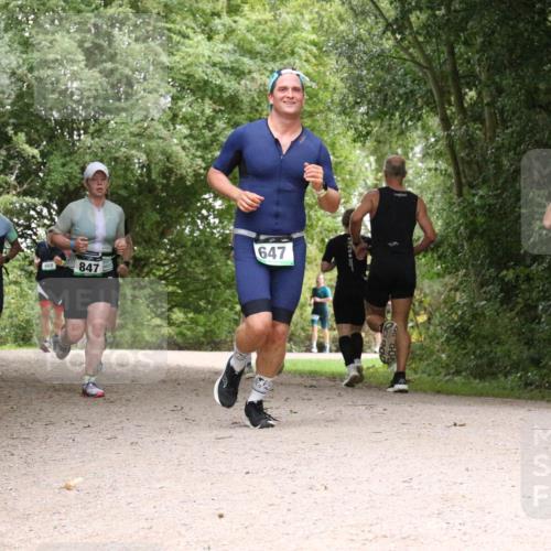 30.08.2026 - Elbe Triathlon Hamburg Antke Förster http://msf.ph/oto/10100845 30.08.2026 11:13:10 Laufen 1047, 468, 647, 847 meine-sportfotos.de