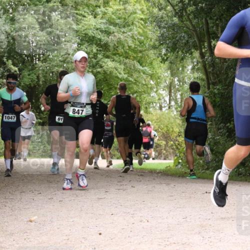 30.08.2026 - Elbe Triathlon Hamburg Antke Förster http://msf.ph/oto/10100849 30.08.2026 11:13:11 Laufen 1047, 61, 847, 647 meine-sportfotos.de