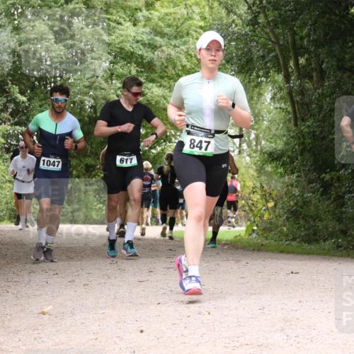 30.08.2026 - Elbe Triathlon Hamburg Antke Förster http://msf.ph/oto/10100851 30.08.2026 11:13:12 Laufen 1047, 617, 847 meine-sportfotos.de