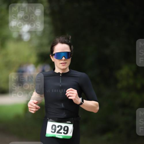 30.08.2026 - Elbe Triathlon Hamburg Antke Förster http://msf.ph/oto/10100886 30.08.2026 11:10:32 Laufen 929 meine-sportfotos.de