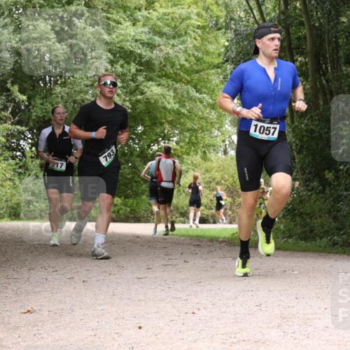 30.08.2026 - Elbe Triathlon Hamburg Antke Förster http://msf.ph/oto/10100915 30.08.2026 11:13:43 Laufen 17, 793, 1057 meine-sportfotos.de