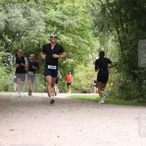 30.08.2026 - Elbe Triathlon Hamburg Antke Förster http://msf.ph/oto/10100953 30.08.2026 11:14:15 Laufen 1120, 1000 meine-sportfotos.de