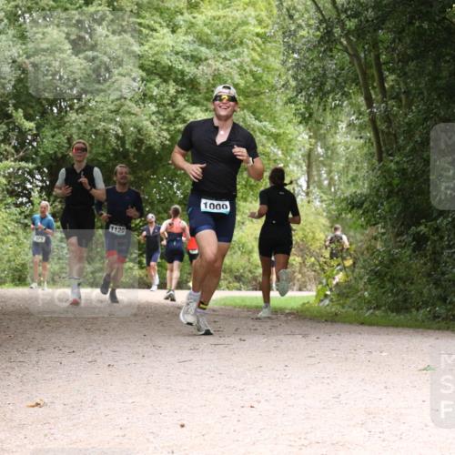 30.08.2026 - Elbe Triathlon Hamburg Antke Förster http://msf.ph/oto/10100955 30.08.2026 11:14:16 Laufen 379, 1120, 1000 meine-sportfotos.de