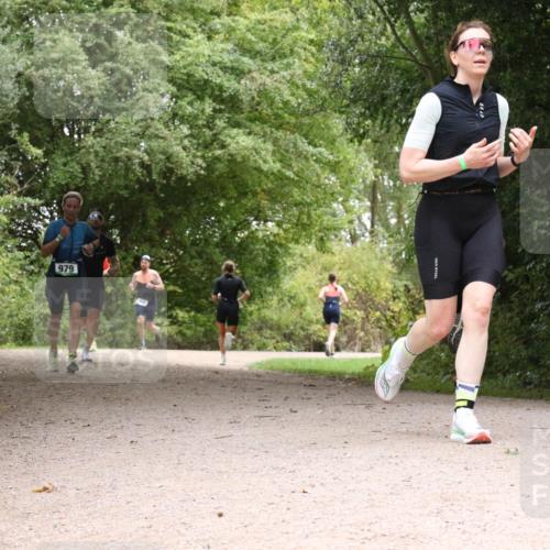 30.08.2026 - Elbe Triathlon Hamburg Antke Förster http://msf.ph/oto/10100967 30.08.2026 11:14:20 Laufen 979 meine-sportfotos.de