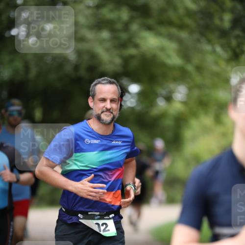 30.08.2026 - Elbe Triathlon Hamburg Antke Förster http://msf.ph/oto/10101042 30.08.2026 11:12:09 Laufen 1001, 12 meine-sportfotos.de