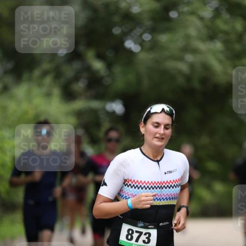 30.08.2026 - Elbe Triathlon Hamburg Antke Förster http://msf.ph/oto/10101116 30.08.2026 11:12:50 Laufen 873 meine-sportfotos.de