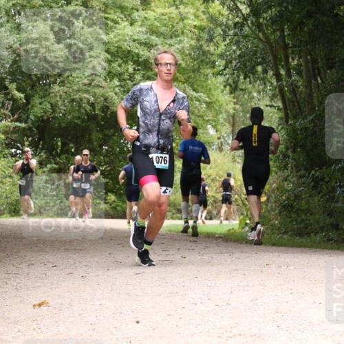 30.08.2026 - Elbe Triathlon Hamburg Antke Förster http://msf.ph/oto/10101155 30.08.2026 11:16:27 Laufen 076 meine-sportfotos.de