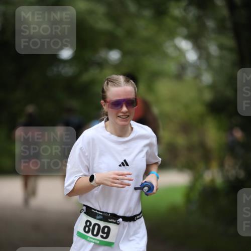 30.08.2026 - Elbe Triathlon Hamburg Antke Förster http://msf.ph/oto/10101176 30.08.2026 11:13:20 Laufen 3, 809 meine-sportfotos.de