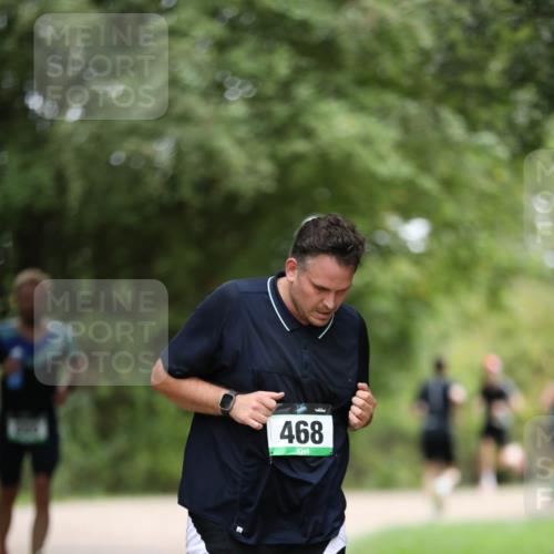 30.08.2026 - Elbe Triathlon Hamburg Antke Förster http://msf.ph/oto/10101182 30.08.2026 11:13:23 Laufen 468 meine-sportfotos.de