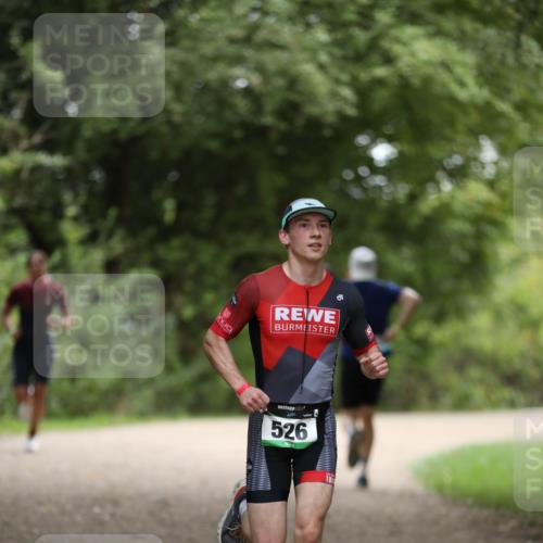 30.08.2026 - Elbe Triathlon Hamburg Antke Förster http://msf.ph/oto/10101298 30.08.2026 11:14:40 Laufen 526 meine-sportfotos.de