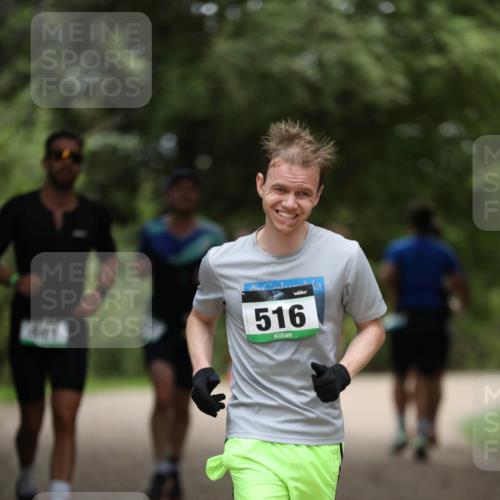 30.08.2026 - Elbe Triathlon Hamburg Antke Förster http://msf.ph/oto/10101320 30.08.2026 11:14:55 Laufen 441, 516 meine-sportfotos.de