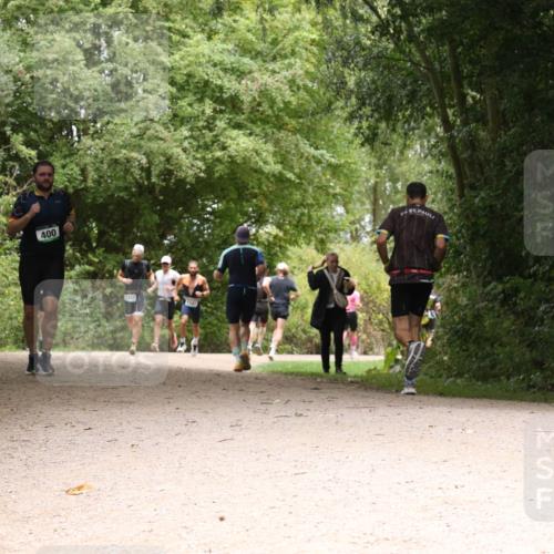 30.08.2026 - Elbe Triathlon Hamburg Antke Förster http://msf.ph/oto/10101375 30.08.2026 11:18:42 Laufen 400, 1212 meine-sportfotos.de