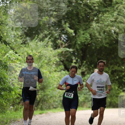 30.08.2026 - Elbe Triathlon Hamburg Antke Förster http://msf.ph/oto/10101500 30.08.2026 11:16:48 Laufen 822, 2011, 30, 1083 meine-sportfotos.de