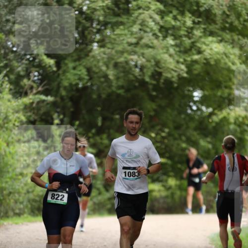 30.08.2026 - Elbe Triathlon Hamburg Antke Förster http://msf.ph/oto/10101502 30.08.2026 11:16:48 Laufen 822, 2011, 1083 meine-sportfotos.de