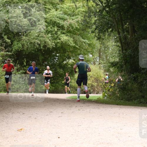 30.08.2026 - Elbe Triathlon Hamburg Antke Förster http://msf.ph/oto/10101533 30.08.2026 11:20:10 Laufen 8 meine-sportfotos.de
