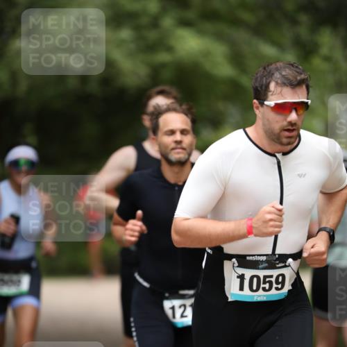 30.08.2026 - Elbe Triathlon Hamburg Antke Förster http://msf.ph/oto/10101656 30.08.2026 11:18:21 Laufen 41, 121, 1059 meine-sportfotos.de