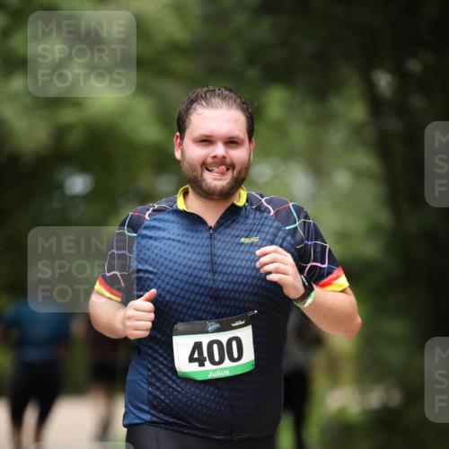 30.08.2026 - Elbe Triathlon Hamburg Antke Förster http://msf.ph/oto/10101694 30.08.2026 11:18:47 Laufen 400 meine-sportfotos.de