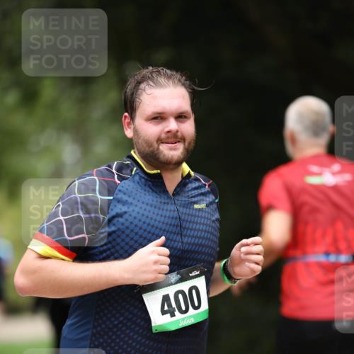 30.08.2026 - Elbe Triathlon Hamburg Antke Förster http://msf.ph/oto/10101696 30.08.2026 11:18:48 Laufen 400 meine-sportfotos.de