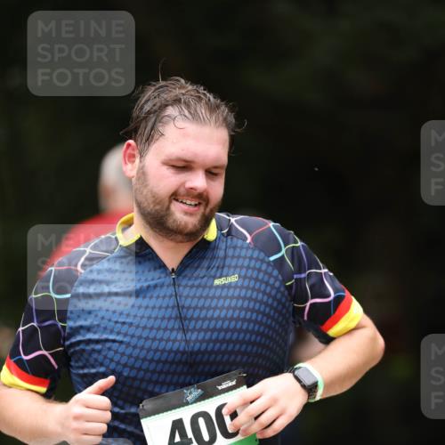 30.08.2026 - Elbe Triathlon Hamburg Antke Förster http://msf.ph/oto/10101698 30.08.2026 11:18:48 Laufen 400 meine-sportfotos.de