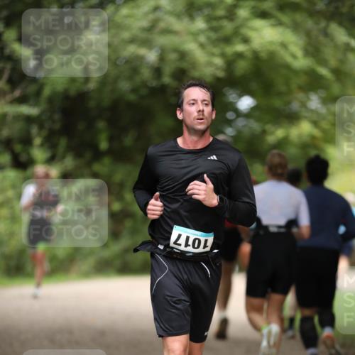 30.08.2026 - Elbe Triathlon Hamburg Antke Förster http://msf.ph/oto/10101708 30.08.2026 11:18:53 Laufen 1017 meine-sportfotos.de
