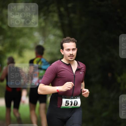 30.08.2026 - Elbe Triathlon Hamburg Antke Förster http://msf.ph/oto/10101816 30.08.2026 11:19:58 Laufen 510 meine-sportfotos.de