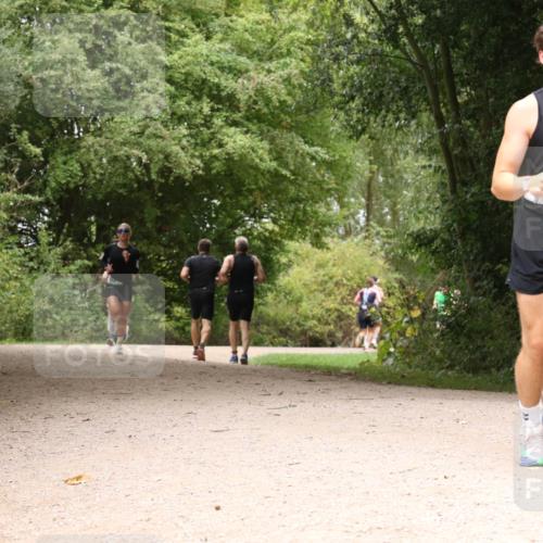 30.08.2026 - Elbe Triathlon Hamburg Antke Förster http://msf.ph/oto/10101849 30.08.2026 11:23:02 Laufen 993 meine-sportfotos.de