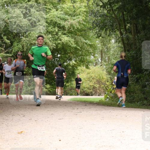 30.08.2026 - Elbe Triathlon Hamburg Antke Förster http://msf.ph/oto/10101873 30.08.2026 11:23:19 Laufen 787, 912, 1896, 576 meine-sportfotos.de