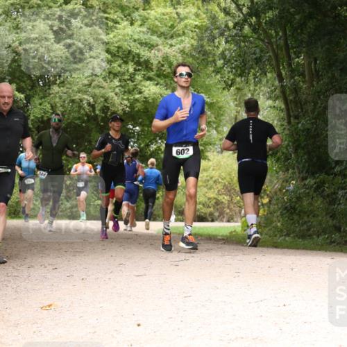 30.08.2026 - Elbe Triathlon Hamburg Antke Förster http://msf.ph/oto/10101903 30.08.2026 11:23:34 Laufen 602 meine-sportfotos.de