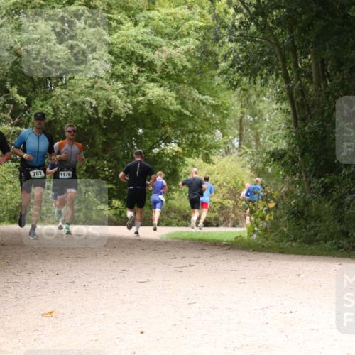 30.08.2026 - Elbe Triathlon Hamburg Antke Förster http://msf.ph/oto/10101913 30.08.2026 11:23:38 Laufen 571, 782, 1176 meine-sportfotos.de