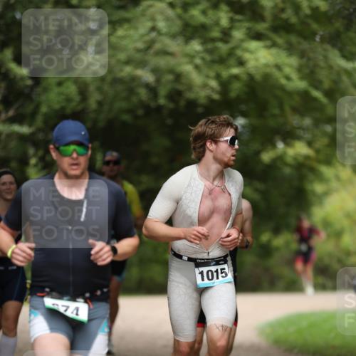 30.08.2026 - Elbe Triathlon Hamburg Antke Förster http://msf.ph/oto/10101958 30.08.2026 11:21:30 Laufen 74, 1015 meine-sportfotos.de