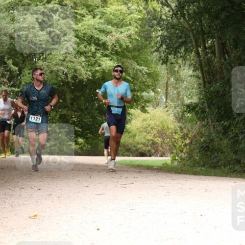 30.08.2026 - Elbe Triathlon Hamburg Antke Förster http://msf.ph/oto/10102021 30.08.2026 11:24:59 Laufen 1121 meine-sportfotos.de
