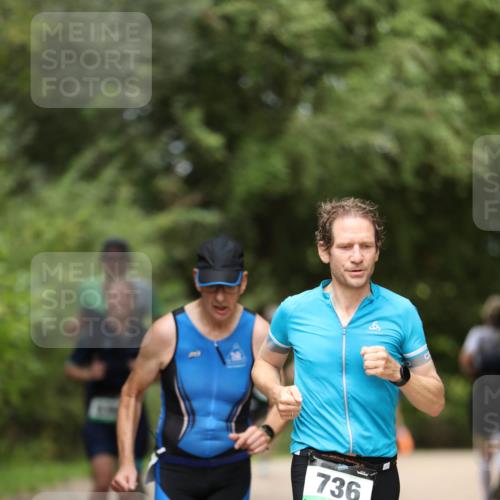 30.08.2026 - Elbe Triathlon Hamburg Antke Förster http://msf.ph/oto/10102098 30.08.2026 11:22:33 Laufen 736 meine-sportfotos.de