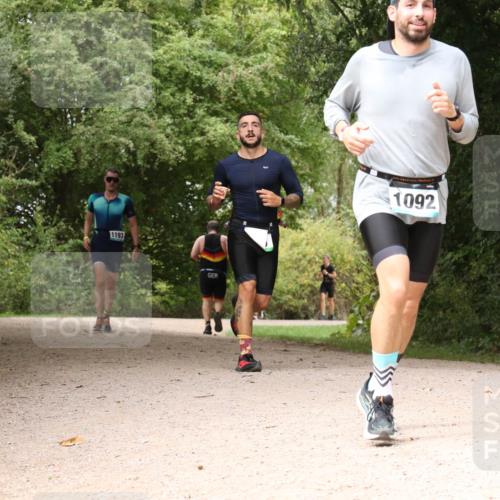30.08.2026 - Elbe Triathlon Hamburg Antke Förster http://msf.ph/oto/10102257 30.08.2026 11:27:30 Laufen 1193, 1092 meine-sportfotos.de