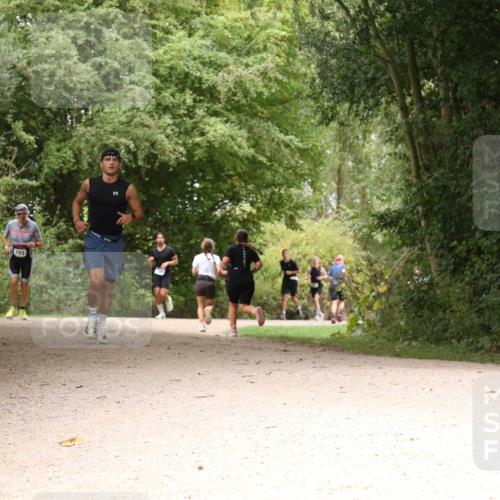 30.08.2026 - Elbe Triathlon Hamburg Antke Förster http://msf.ph/oto/10102311 30.08.2026 11:28:01 Laufen 789 meine-sportfotos.de