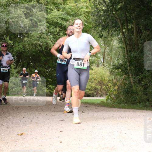 30.08.2026 - Elbe Triathlon Hamburg Antke Förster http://msf.ph/oto/10102415 30.08.2026 11:29:17 Laufen 1062, 1228, 881 meine-sportfotos.de