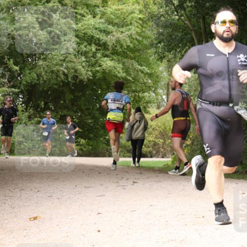 30.08.2026 - Elbe Triathlon Hamburg Antke Förster http://msf.ph/oto/10102439 30.08.2026 11:29:32 Laufen  meine-sportfotos.de