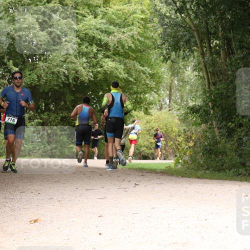 30.08.2026 - Elbe Triathlon Hamburg Antke Förster http://msf.ph/oto/10102443 30.08.2026 11:29:39 Laufen 1170, 716 meine-sportfotos.de