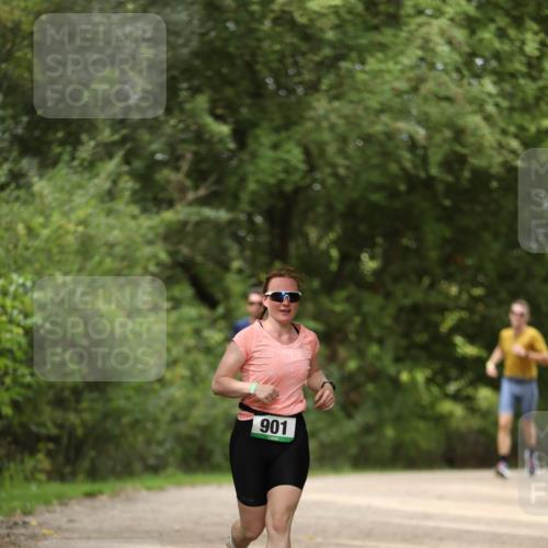30.08.2026 - Elbe Triathlon Hamburg Antke Förster http://msf.ph/oto/10102472 30.08.2026 11:26:28 Laufen 901 meine-sportfotos.de