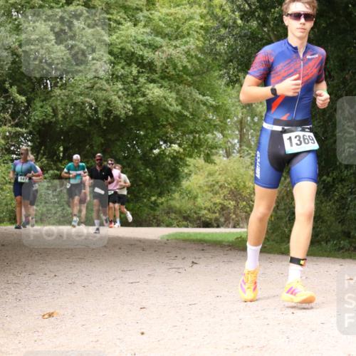 30.08.2026 - Elbe Triathlon Hamburg Antke Förster http://msf.ph/oto/10102479 30.08.2026 11:29:56 Laufen 947, 1369 meine-sportfotos.de