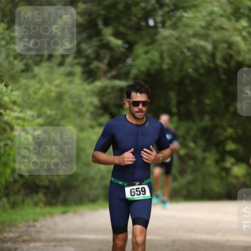 30.08.2026 - Elbe Triathlon Hamburg Antke Förster http://msf.ph/oto/10102486 30.08.2026 11:26:37 Laufen 659 meine-sportfotos.de