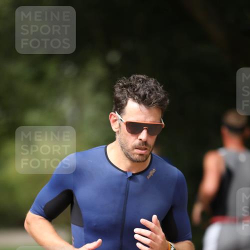 30.08.2026 - Elbe Triathlon Hamburg Antke Förster http://msf.ph/oto/10102494 30.08.2026 11:26:40 Laufen 659 meine-sportfotos.de