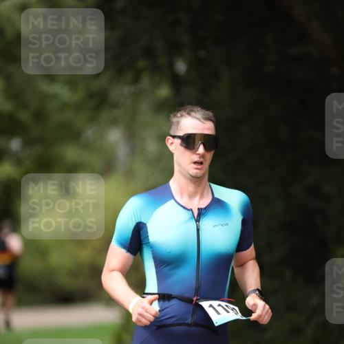 30.08.2026 - Elbe Triathlon Hamburg Antke Förster http://msf.ph/oto/10102576 30.08.2026 11:27:36 Laufen 1197 meine-sportfotos.de